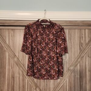 Floral Blouse with Ruffle Sleeves